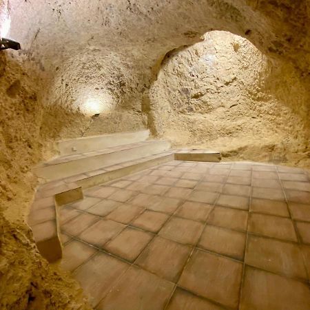 Villa Sol Casa Con Cueva Privada Y Vistas A La Iglesia Requena Luaran gambar